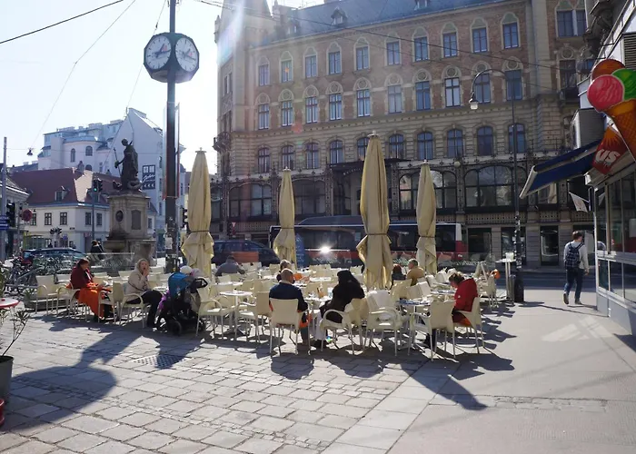Gala – Oasis At Naschmarkt